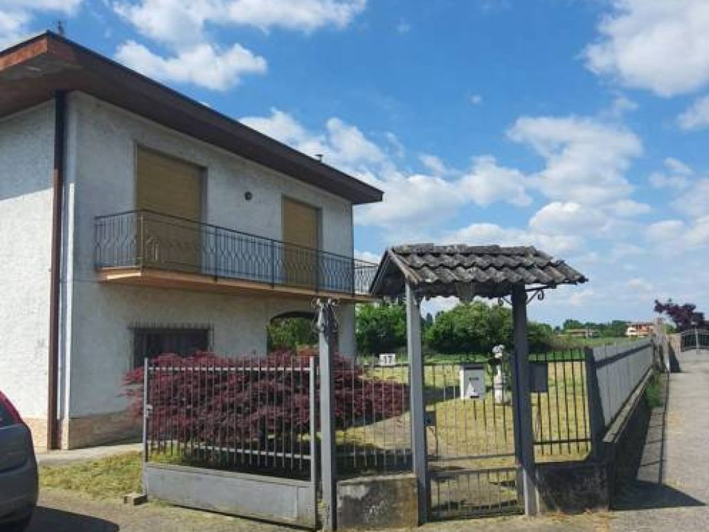 Villa unifamiliare, Vescovato