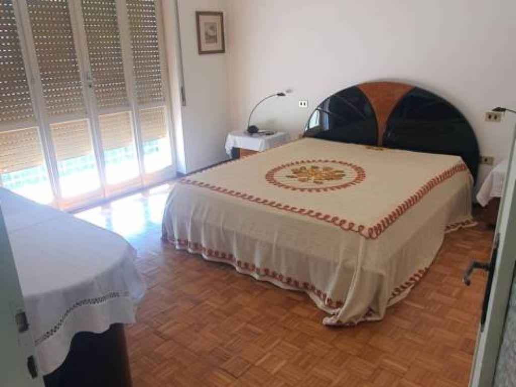 Villa unifamiliare, Vescovato