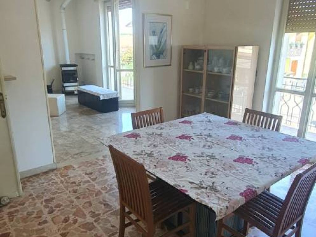 Villa unifamiliare, Vescovato