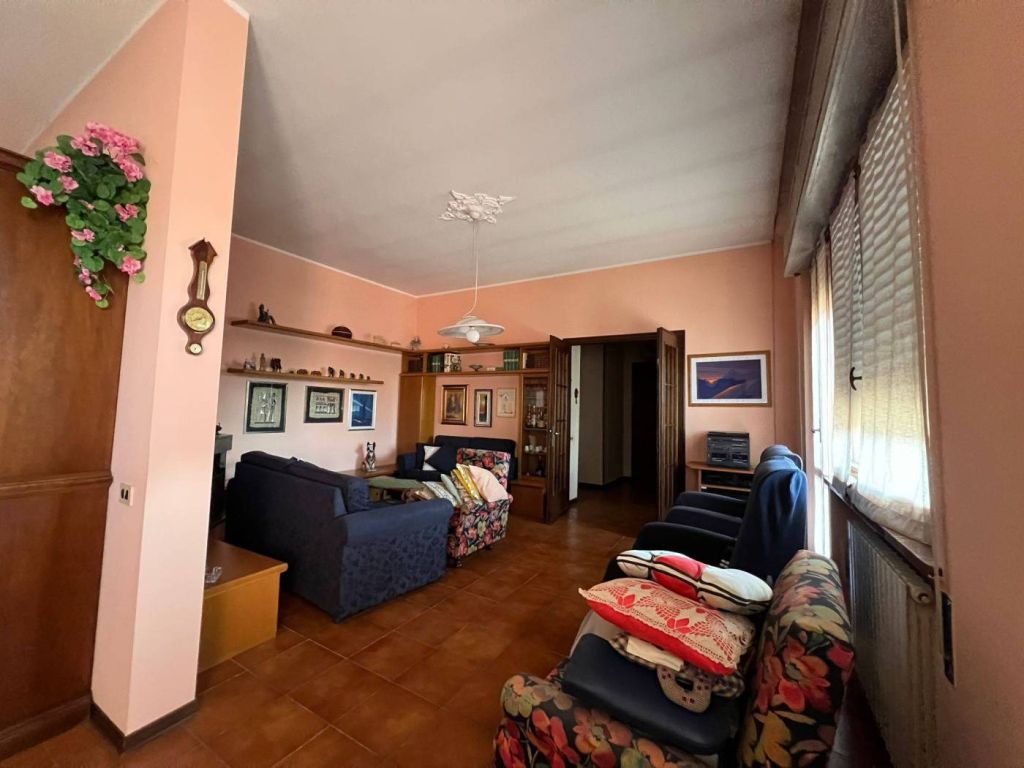 Villa plurifamiliare, Boschetto, Cremona