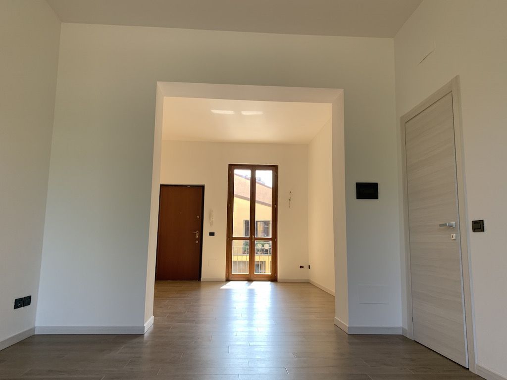 Trilocale con terrazza 