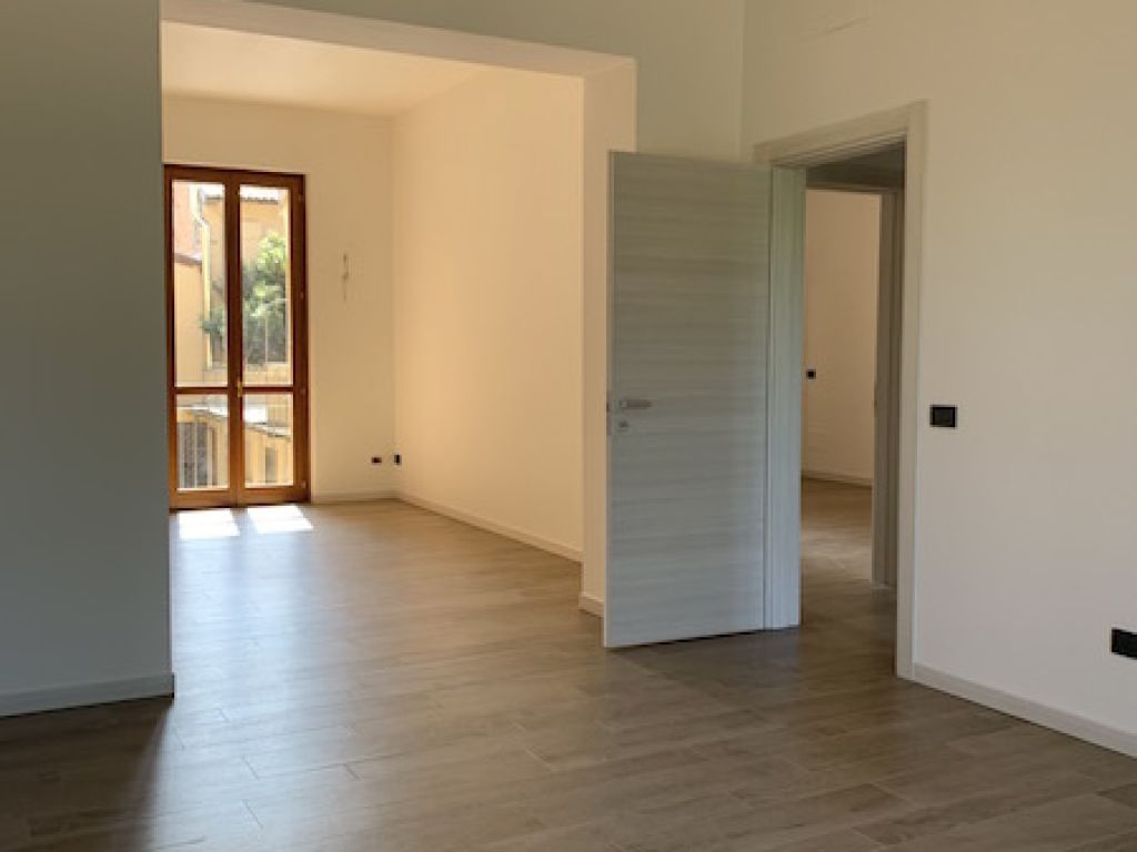 Trilocale con terrazza 