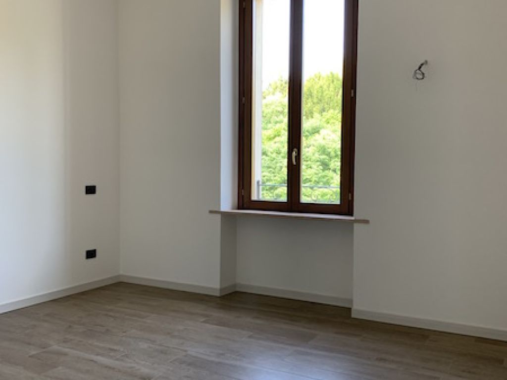 Trilocale con terrazza 