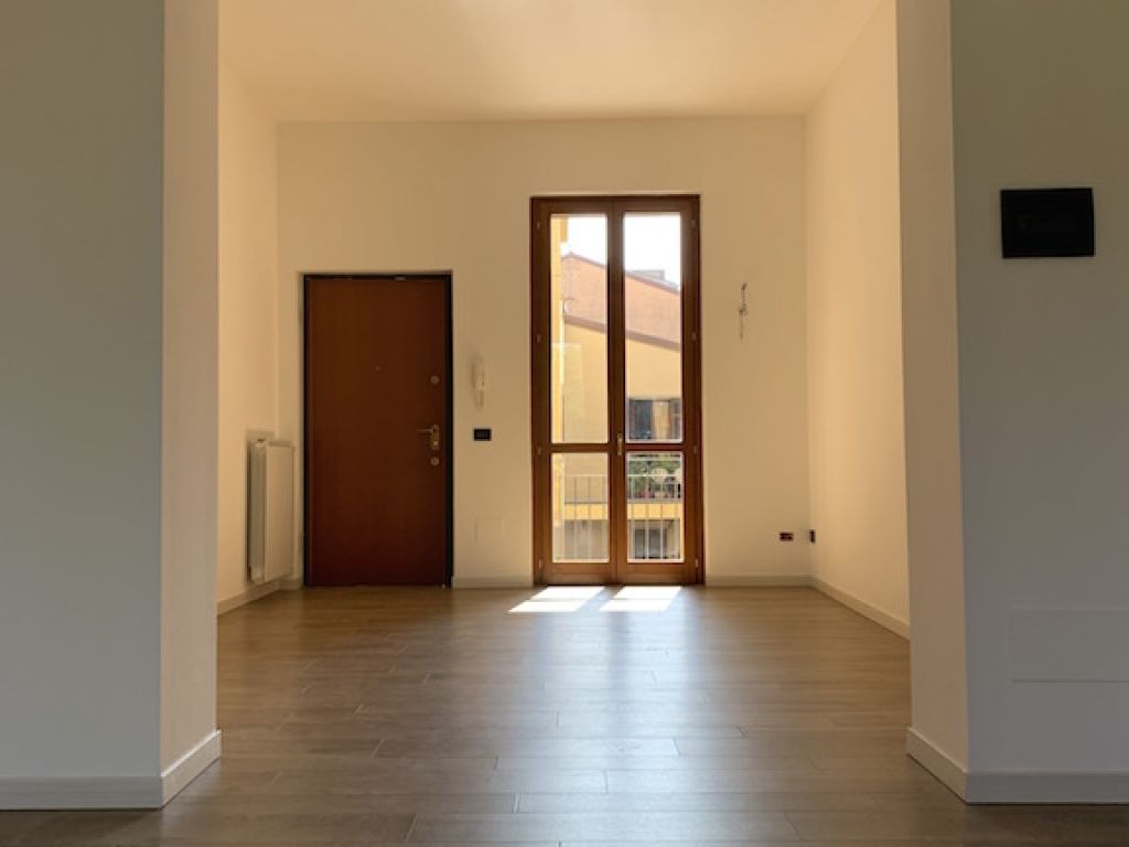 Trilocale con terrazza 